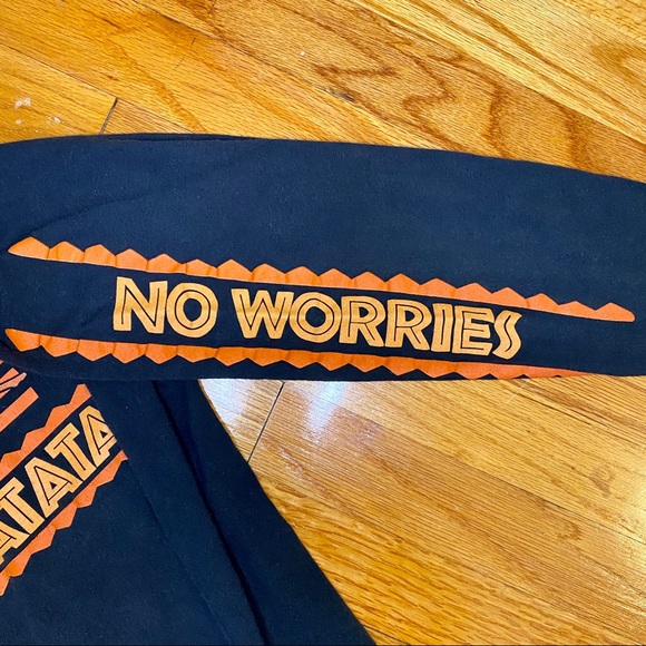 Lion King Hakuna Matata Long Sleeve T Shirt - Picture 3 of 3